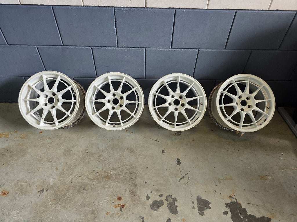 Enkei NT03 – 17x8J ET45 5x114.3 – Wit, Auto-onderdelen, Banden en Velgen, Ophalen, Gebruikt, Velg(en), 17 inch