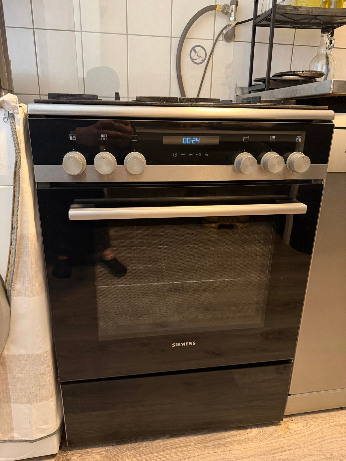 Siemens fornuis en oven, 2 jaar oud, Oven, Hete lucht, Siemens, Ophalen of Verzenden