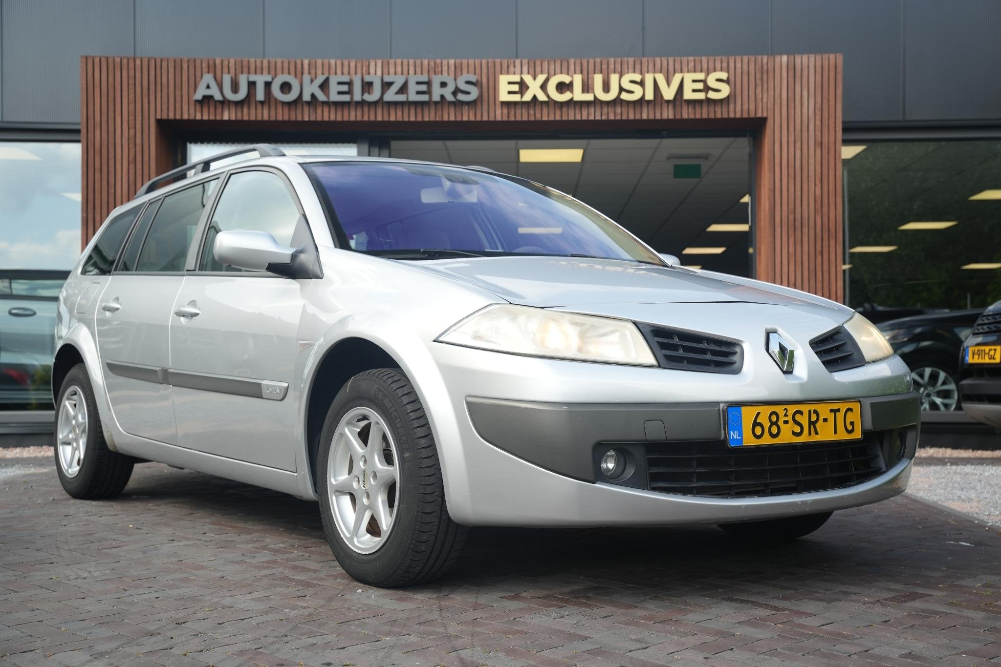 Renault Mégane Grand Tour 1.6-16V Dynamique Comfort, Auto's, Renault, Stof, Gebruikt, 4 cilinders, Elektrische ramen