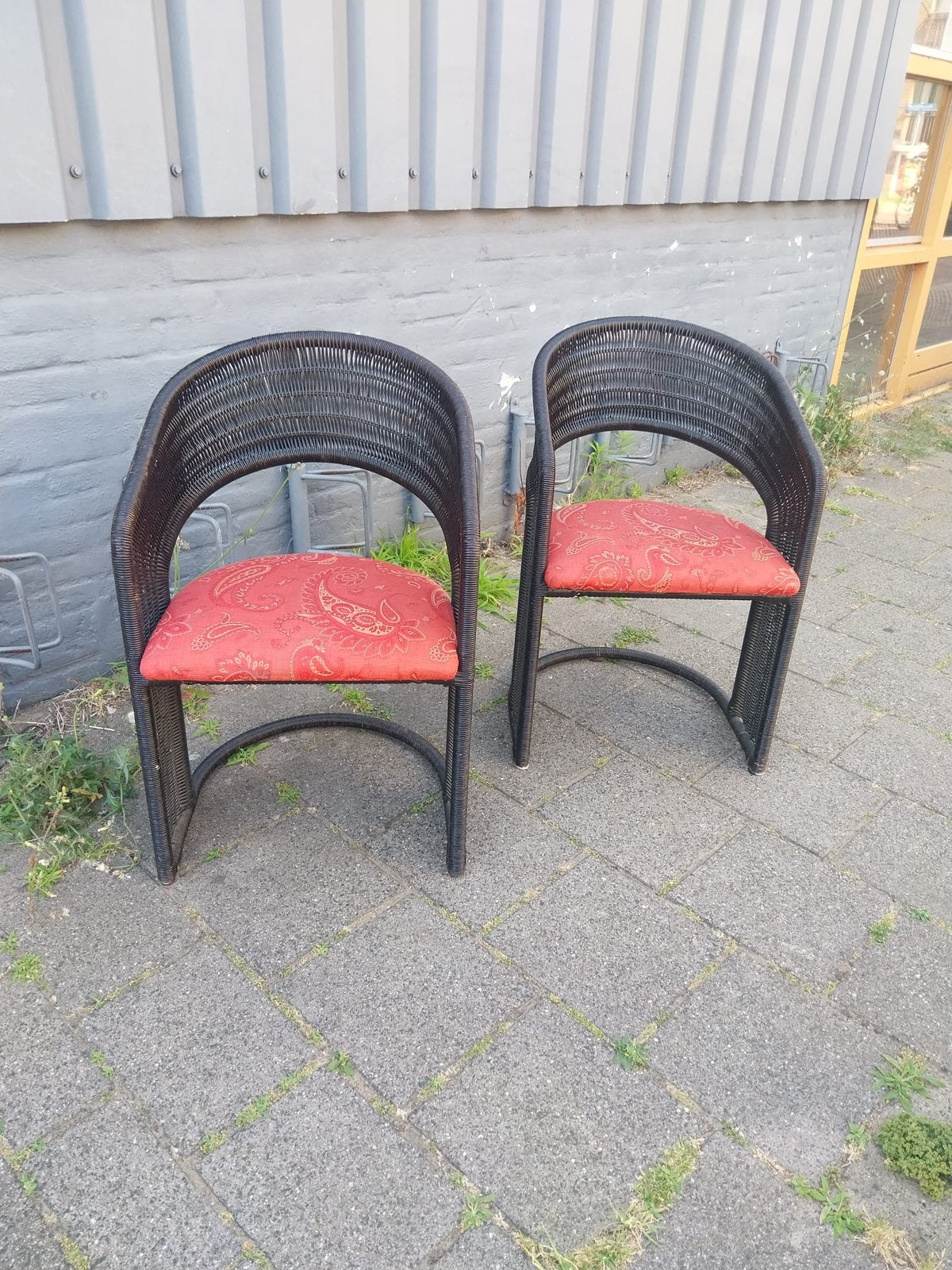 80’s eetkamerstoelen is ontworpen door Luit van der Helm, Huis en Inrichting, Ophalen, Twee, Zwart, Zo goed als nieuw