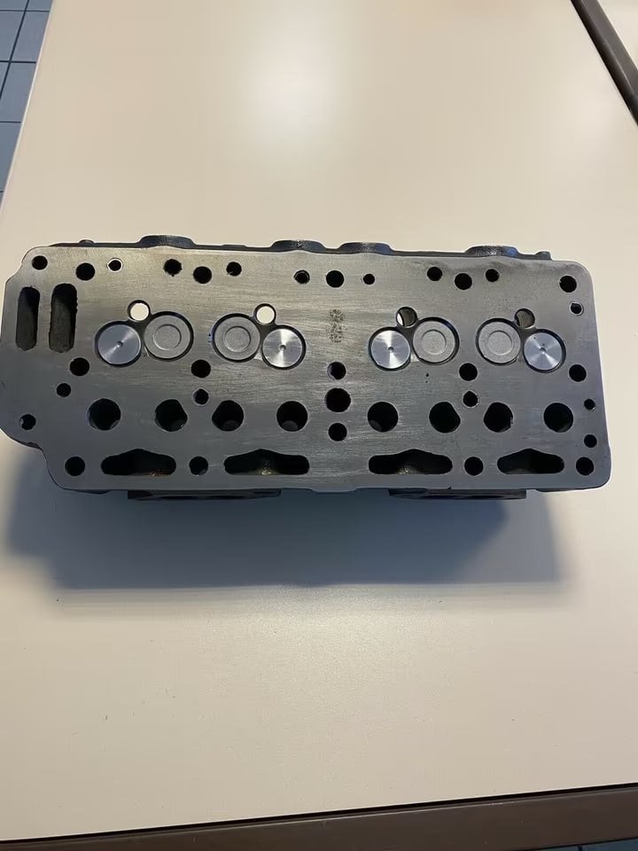 Mercedes OM 636 cilinderkop, Ophalen of Verzenden, Zo goed als nieuw, Motor en Techniek, Zeilboot of Motorboot