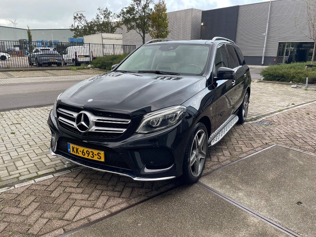 Mercedes-Benz GLE 3.0 Gle400 4MATIC AUT 2016 Zwart, Automaat, Beige, GLE, Vierwielaandrijving