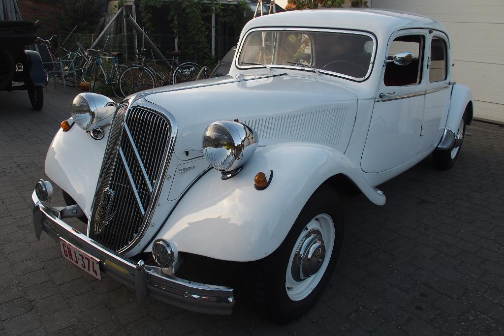 Oldtimer Traction Avant six, Ophalen, Nieuw, Citroën