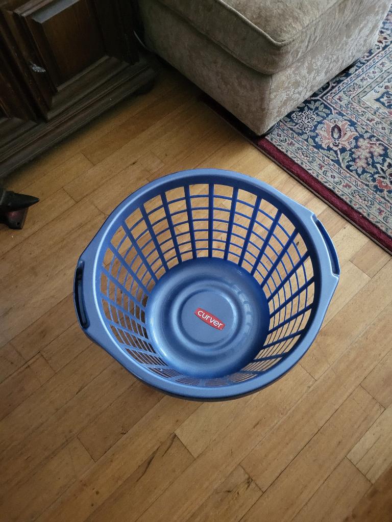 wasmand (merk Curver), Ophalen, Zo goed als nieuw