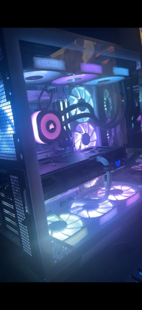 High end 5070-ti & Ryzen 7 9800X3D zo goed als nieuw, Computers en Software, Desktop Pc's, Zo goed als nieuw, 4 Ghz of meer, SSD