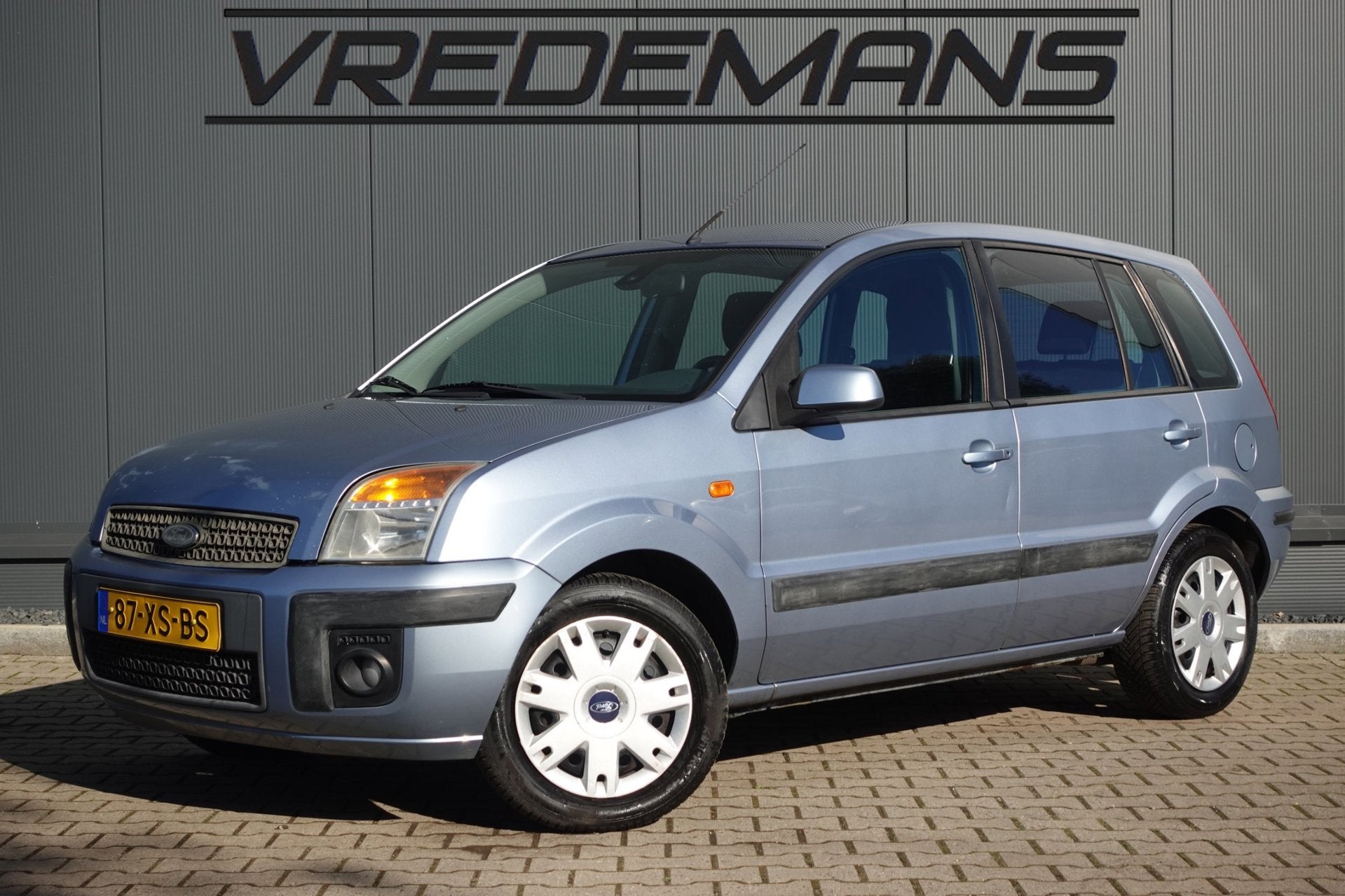 Ford Fusion 1.6-16V Ghia, Voorwielaandrijving, 1596 cc, Gebruikt, 49 €/maand