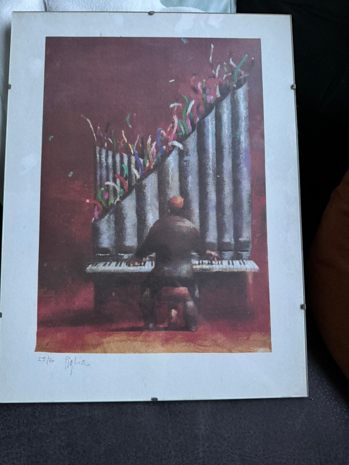 Piglia orgel men, Ophalen