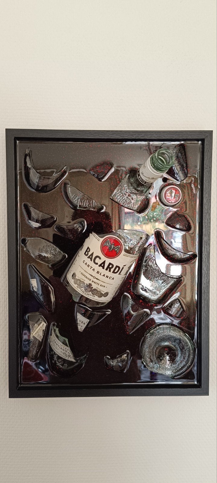 Bacardi fles in epoxy kunstwerk, Antiek en Kunst, Ophalen of Verzenden