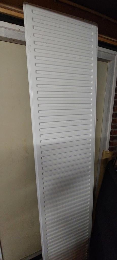 Enkele radiator 225x50cm, Doe-het-zelf en Verbouw, Verwarming en Radiatoren, Ophalen of Verzenden, Minder dan 60 cm, Radiator