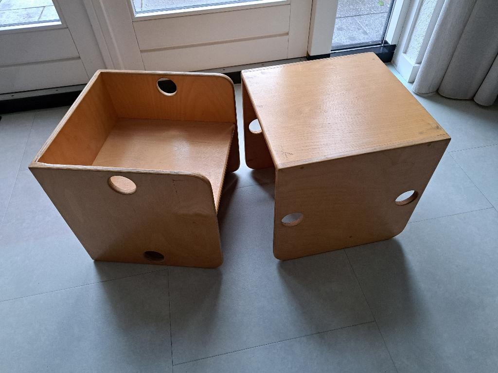 Van Dijk Toys houten kubusstoelen, Ophalen, Zo goed als nieuw, Tafel(s) en Stoel(en)