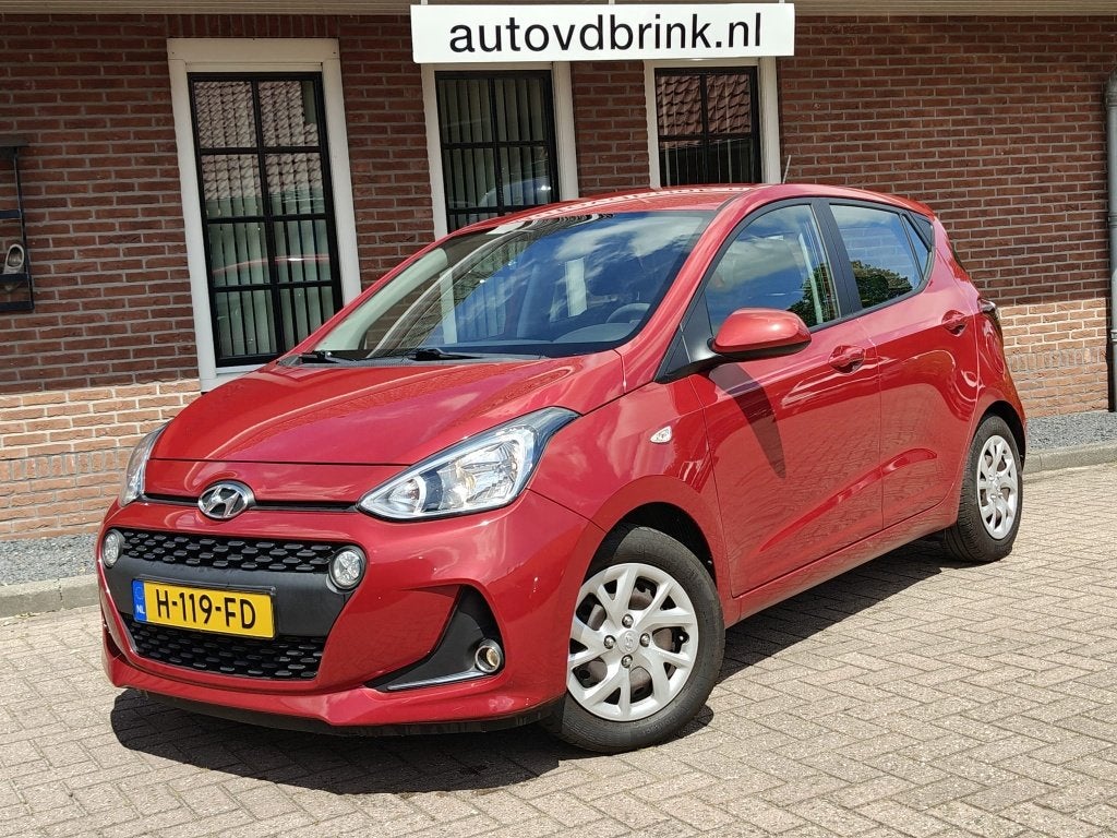 Hyundai i10 1.0i Comfort, ANDROID AUTO / APPLE CARPLAY / PDC, Auto's, Gebruikt, 4 stoelen, Bluetooth, Origineel Nederlands