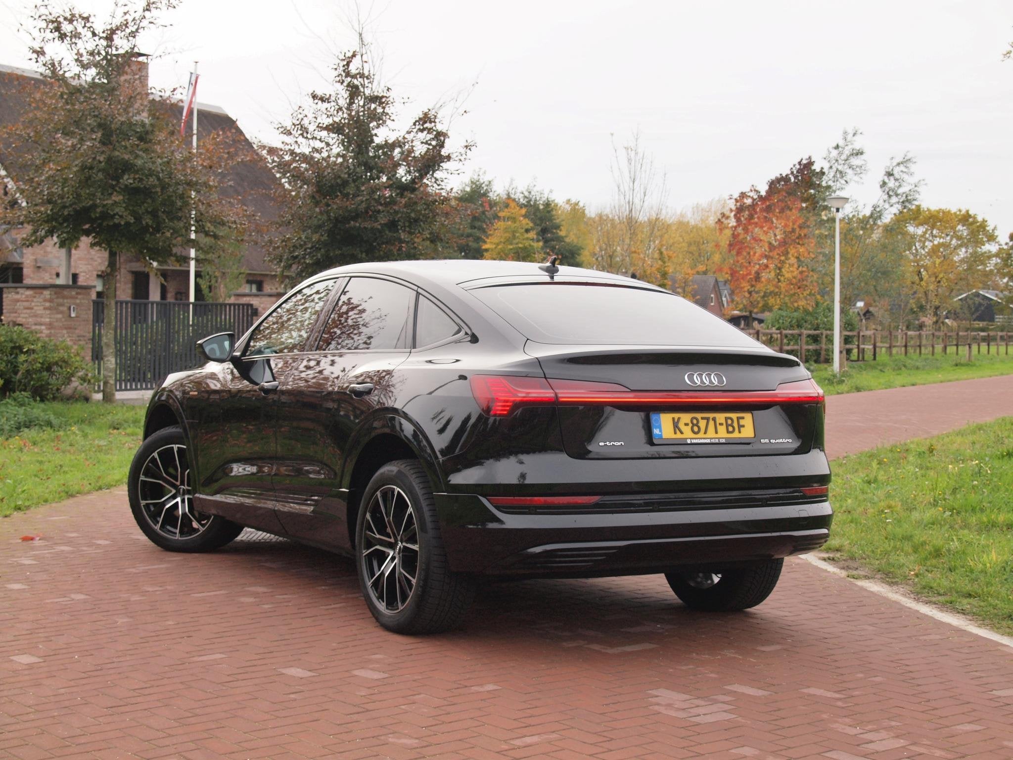 Audi e-tron Sportback 55 quattro edition 95 kWh | SOH 92% |, Automaat, Stof, Zwart, 95 kWh