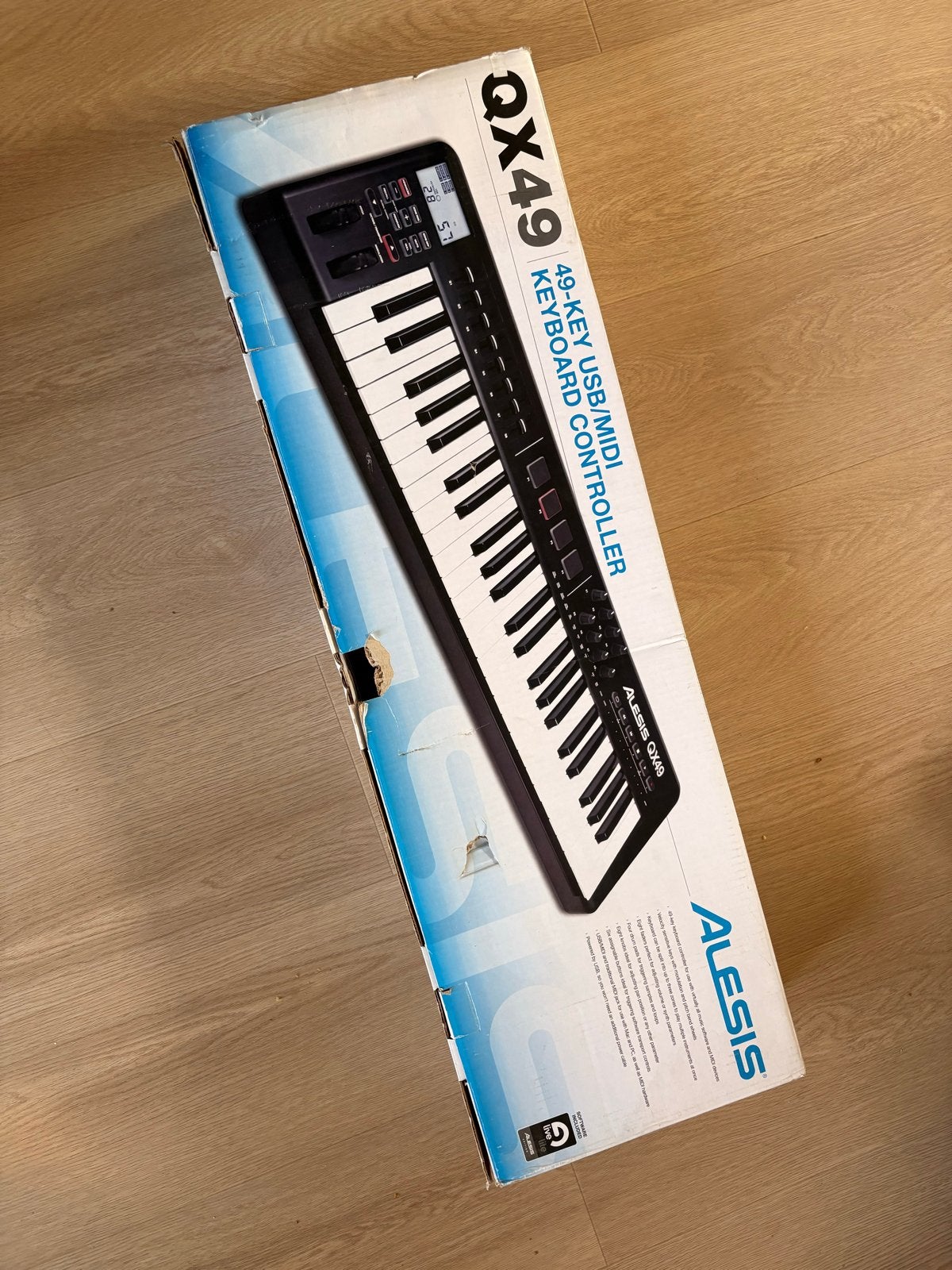 Alesis QX49 MIDI Keyboard Controller - Zo goed als nieuw, Zo goed als nieuw, Aanslaggevoelig, Ophalen, 49 toetsen
