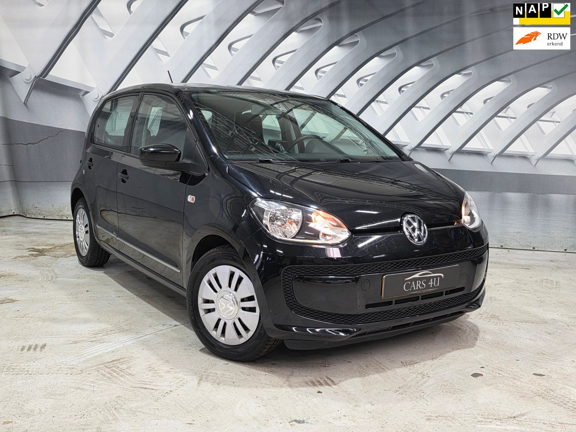 Volkswagen Up! 1.0 move up! Executive navi airco onderhoudhi, Auto's, Voorwielaandrijving, Euro 5, Stof, Gebruikt