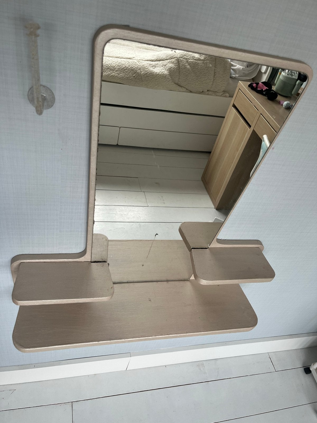 Spiegel met plankjes - Vintage look, Huis en Inrichting, Woonaccessoires | Spiegels, Ophalen, Gebruikt, 100 tot 150 cm, Overige vormen