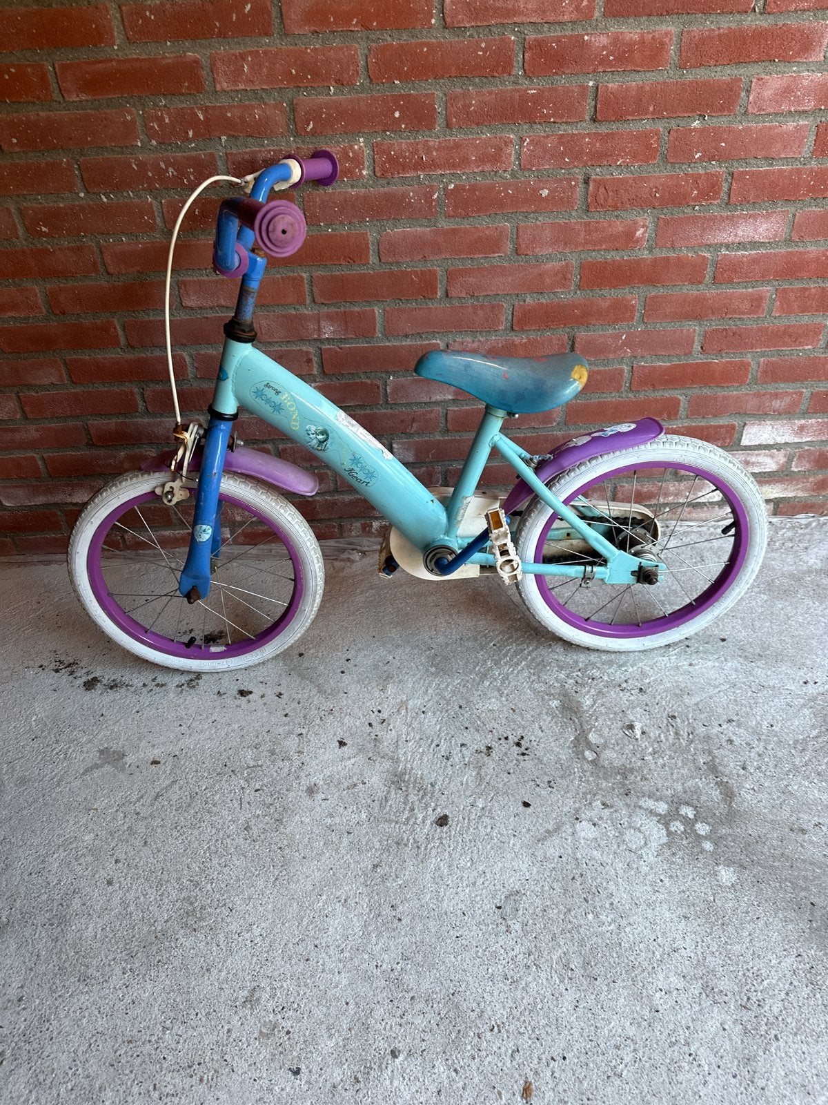 Frozen kinderfiets - Banden oppompen, Ophalen, Gebruikt, Velgrem, 16 tot 20 inch