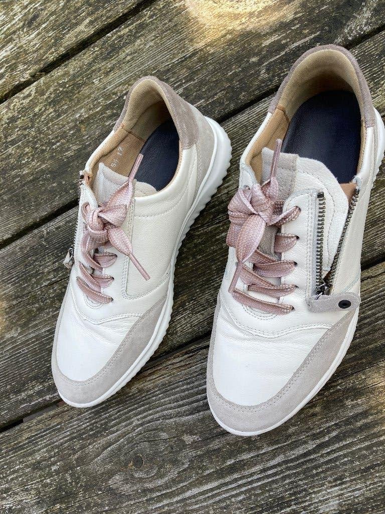 Sneakers - Hartjes - Maat 5 ½ - G, Zwart, Ophalen of Verzenden, Hartjes, Sneakers of Gympen