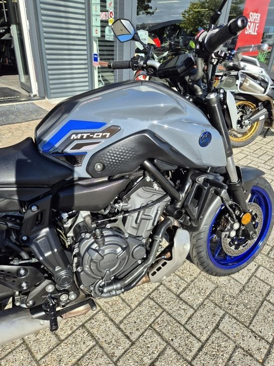 YAMAHA MT 07 ABS (bj 2021) 60,992 km, 2 cilinders, Motorrijbewijs A, Bedrijf, Onbekend