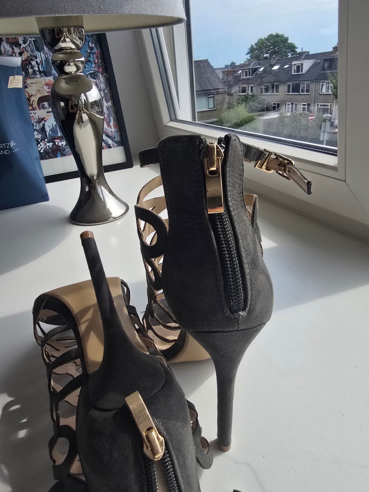 Grijs hakken maat 38 - Nieuw, met extra hakjes, Ophalen of Verzenden, Nieuw, Grijs