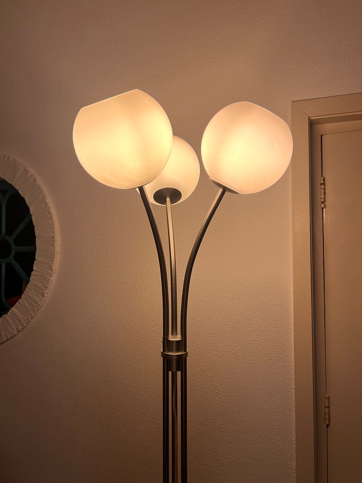 Moderne vloerlamp met 3 glazen bollen, Ophalen, Gebruikt, E14 (klein), Glas