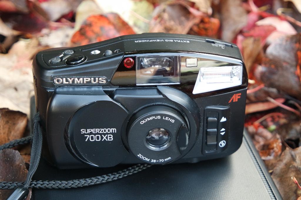 Olympus Superzoom 700XB, Ophalen of Verzenden, Zo goed als nieuw, Compact, Olympus