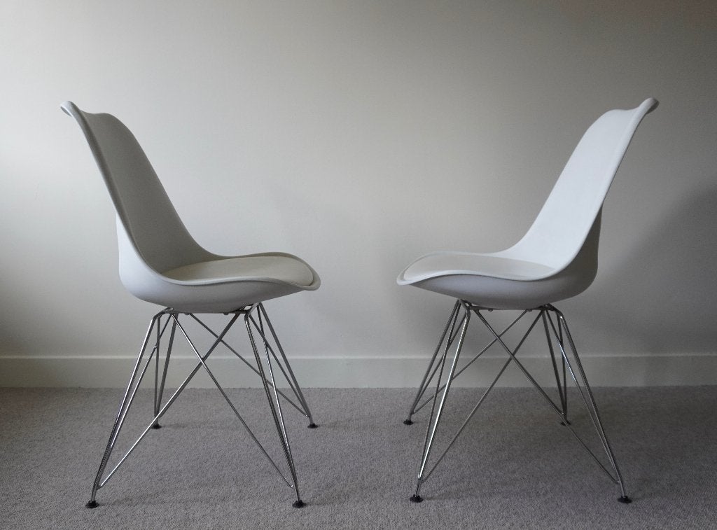 Twee vintage kuipstoelen wit jaren 80 90 kwaliteit eiffel, Huis en Inrichting, Stoelen, Ophalen, Gebruikt, Twee, Mid century modern