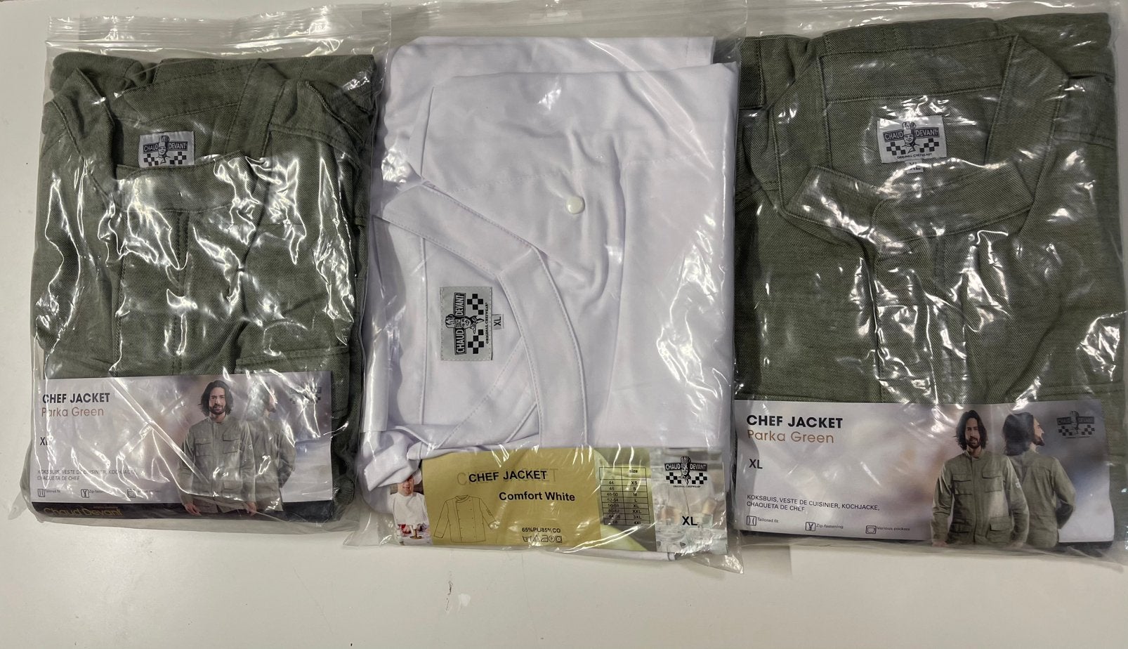 “ Nieuw”  XL wit koksjas en 2 XL groene koksjassen, Ophalen of Verzenden, Nieuw