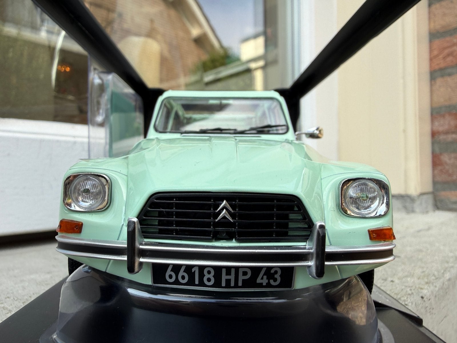 1:18 Citroen Dyane 6 Jade Green 1983 Norev 181656, Auto, Norev, 70-72 Av. de Bohlen, Vaulx-en-Velin, 69120, France, Norev