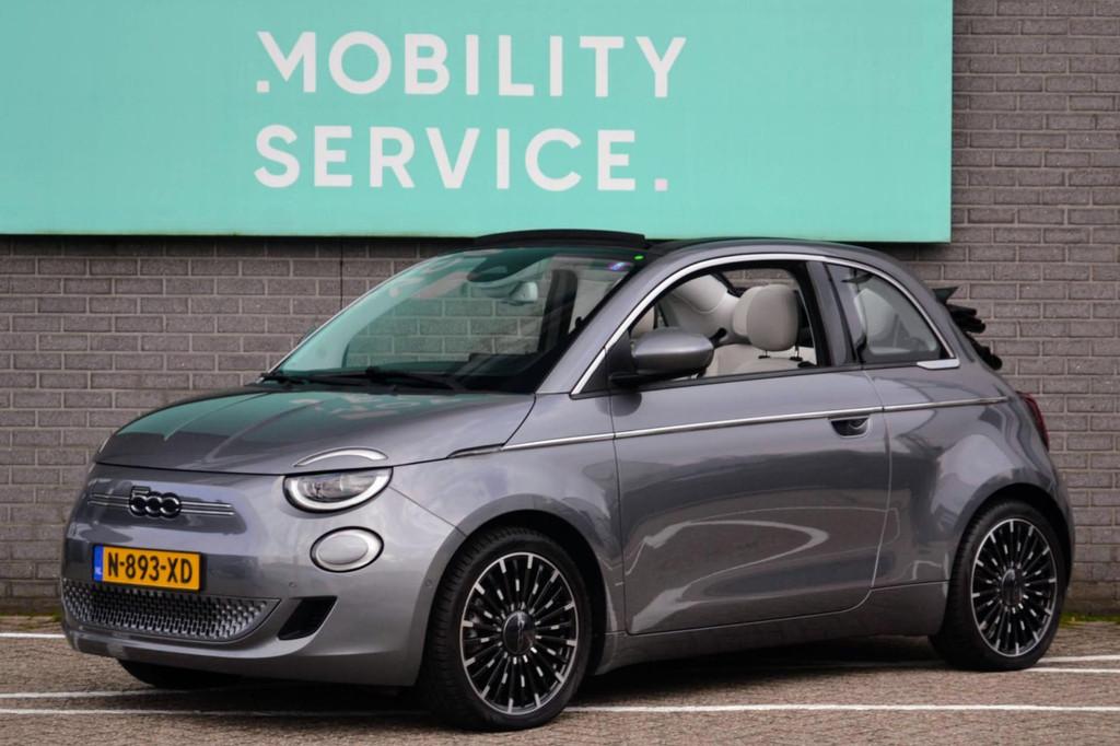 Fiat 500 C La Prima 42 kWh SOH91% Leder LED CAM CarPlay AUT, Auto's, Fiat, 118 pk, Cabriolet, 4 stoelen, Zilver of Grijs