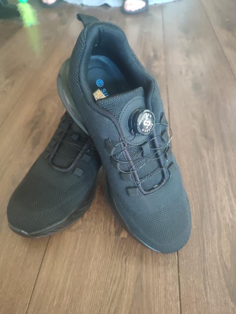 Zwarte Werkschoenen met Draaisluiting - Maat 43, Doe-het-zelf en Verbouw, Veiligheidskleding, Ophalen of Verzenden, Nieuw