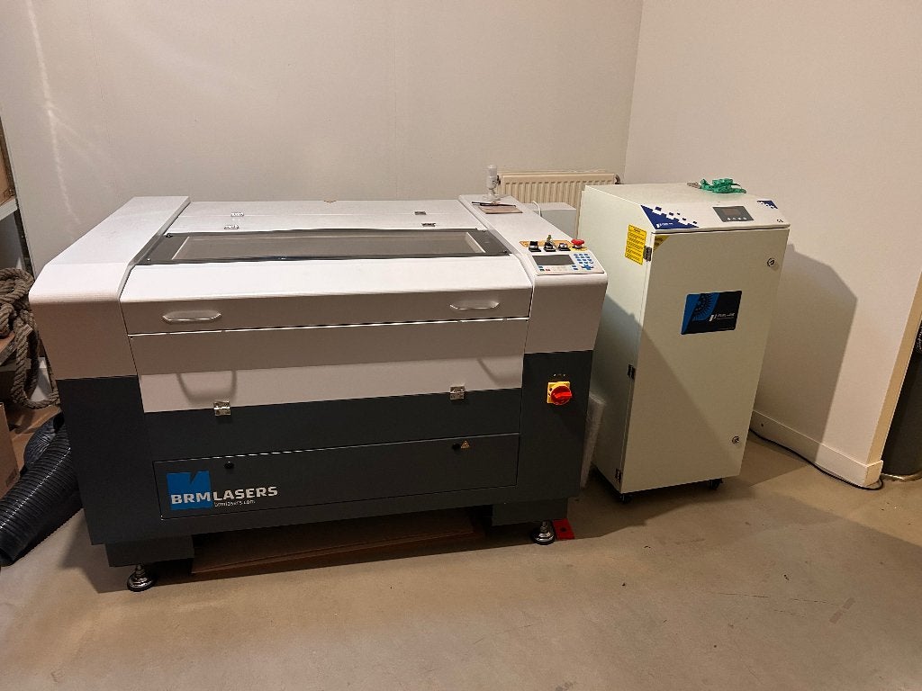 BRM Slim CO2 laser 60x90 cm 100W + filterunit, Zakelijke goederen, Machines en Bouw | Industrie en Techniek, Ophalen