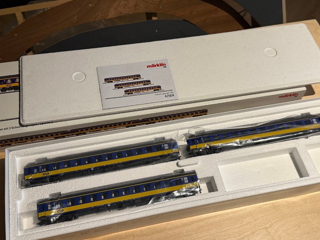 Märklin 42904 H0 Wagenset met 3 sneltreinrijtuigen (NS), Wisselstroom, Ophalen of Verzenden, NS, Märklin