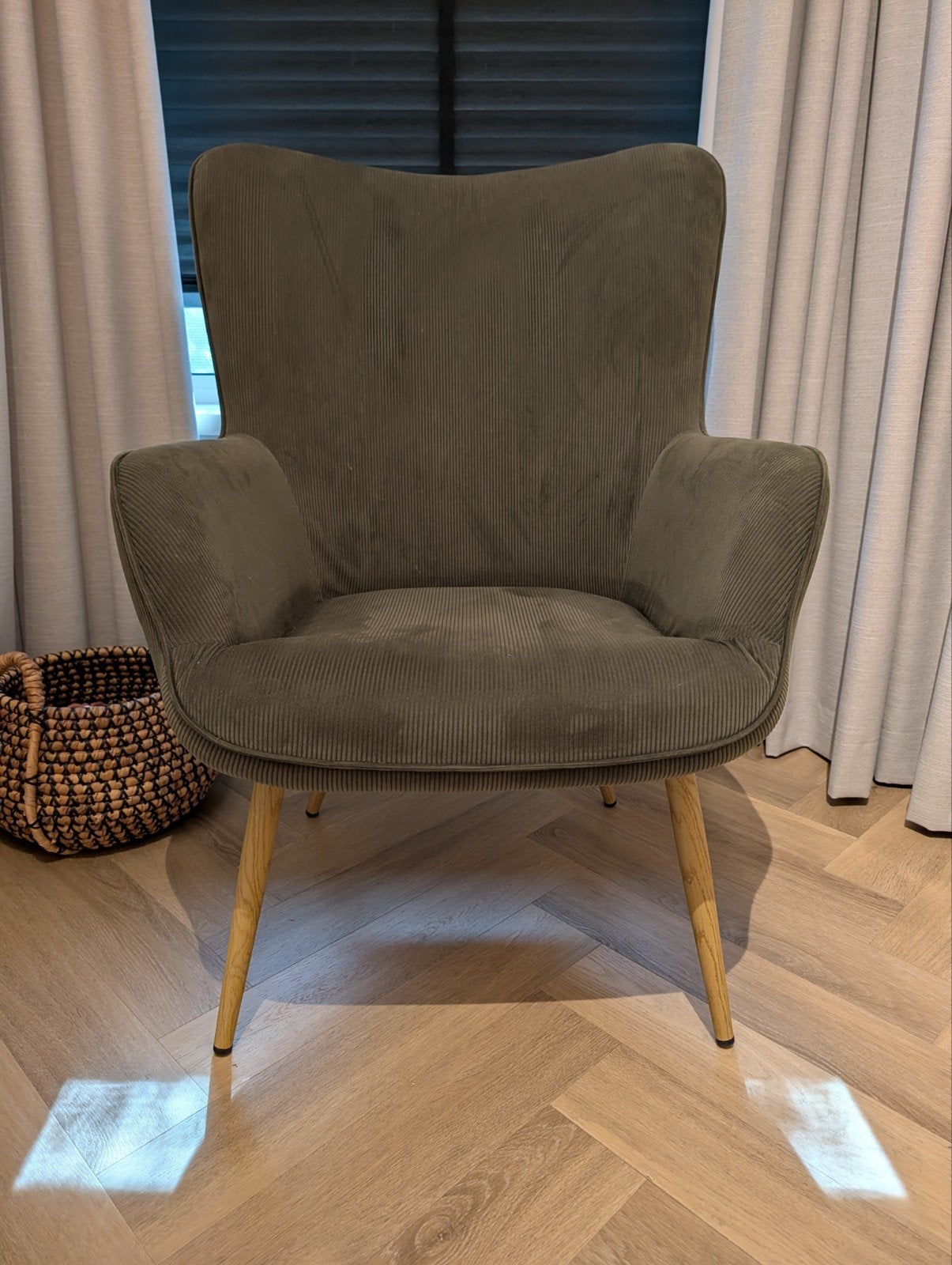 Jysk Hundested stoel/ fauteuil groen rib, Ophalen, Minder dan 75 cm, Zo goed als nieuw, 50 tot 75 cm