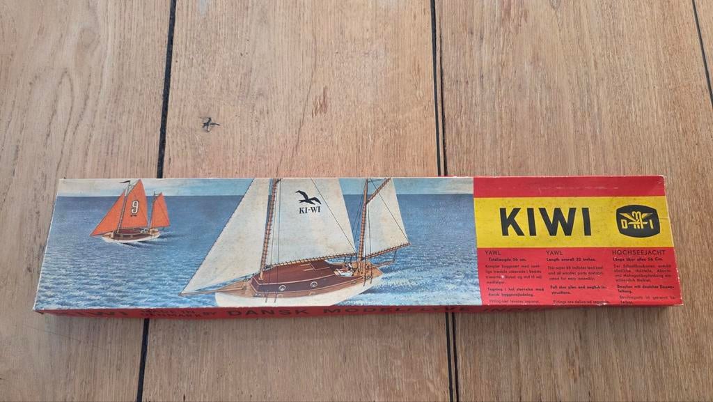 Oude DMI Dansk Modelflyve Kiwi boot schip bouwdoos model kit, Hobby en Vrije tijd, Modelbouw | Boten en Schepen, Gebruikt, Overige merken