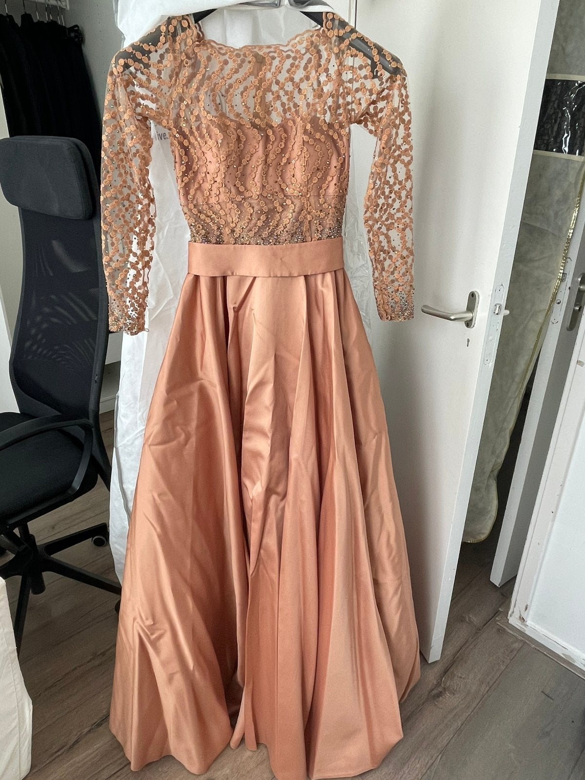Avondjurk /hennajurk, Ophalen, Zo goed als nieuw, Maat 34 (XS) of kleiner, Galajurk