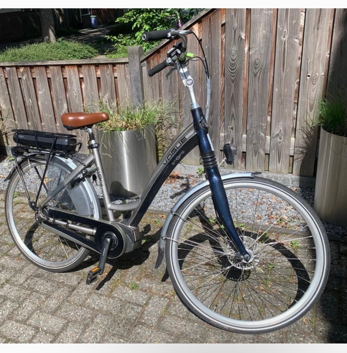 Vogue E-bike - Comfortabele elektrische fiets, Gebruikt, 51 tot 55 cm, 30 tot 50 km per accu, Ophalen