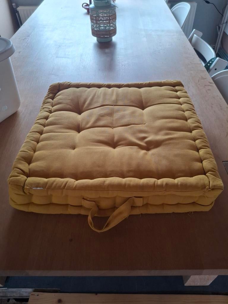 Matras kussen okergeel 6x, Ophalen, Geel, Vierkant
