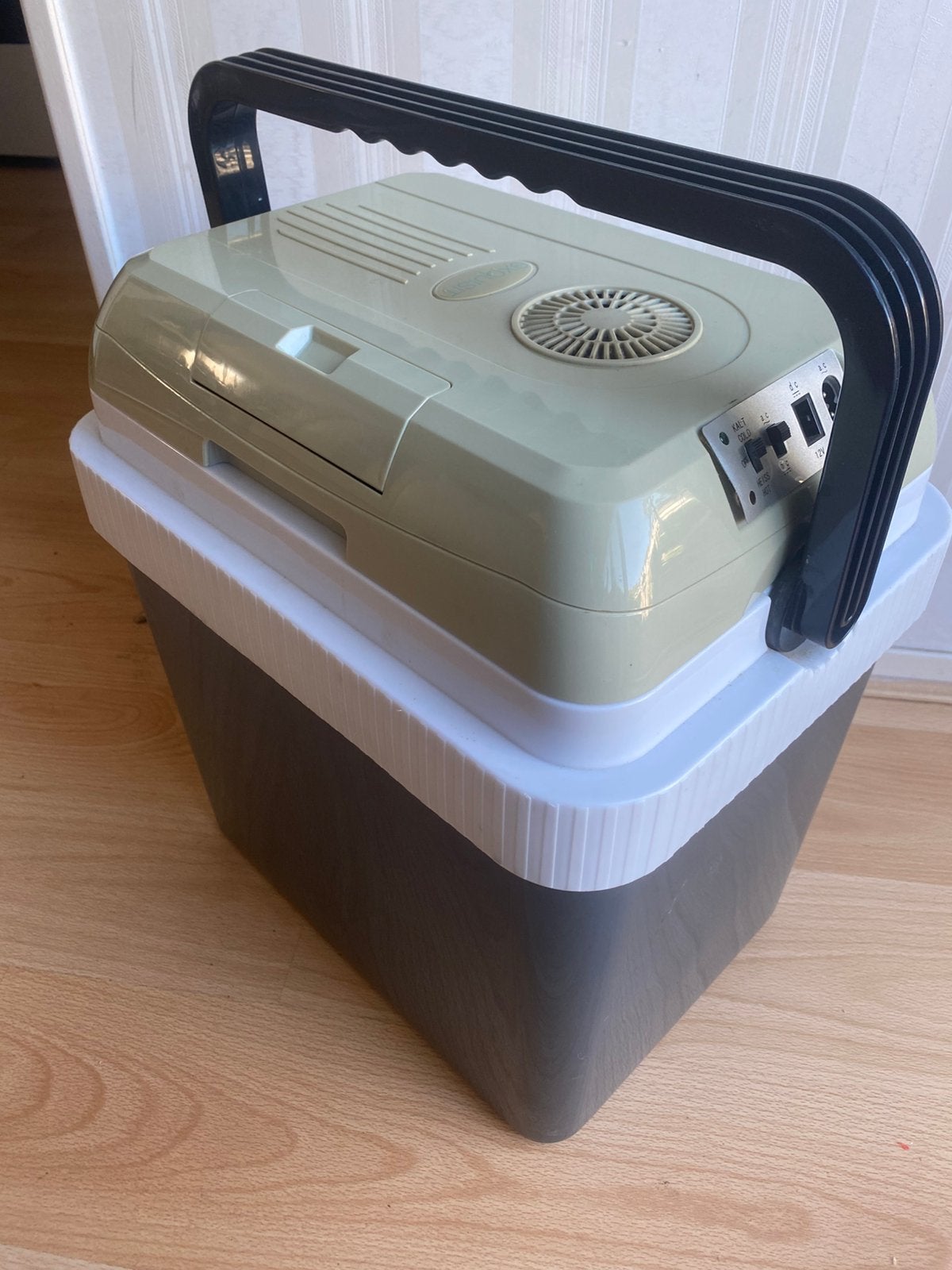Exquisit  Thermoelektrische Autokoelbox  als nieuw, Ophalen of Verzenden, Zo goed als nieuw, Koeltas, Elektrisch