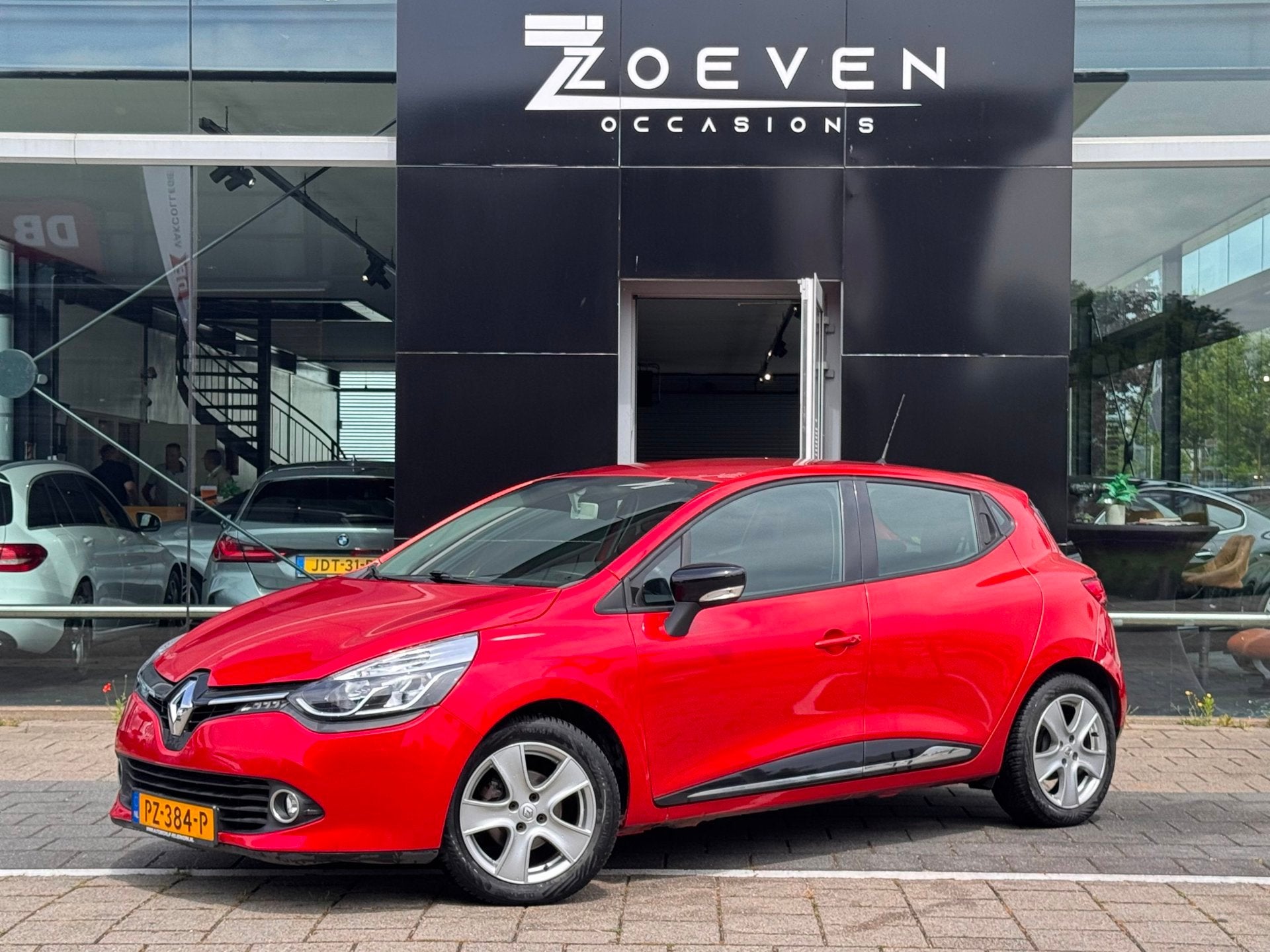 Renault Clio Renault Clio 0.9 TCe | SLECHTS 68.420 KM | NAVI, Auto's, Voorwielaandrijving, Zwart, 540 kg, Handgeschakeld