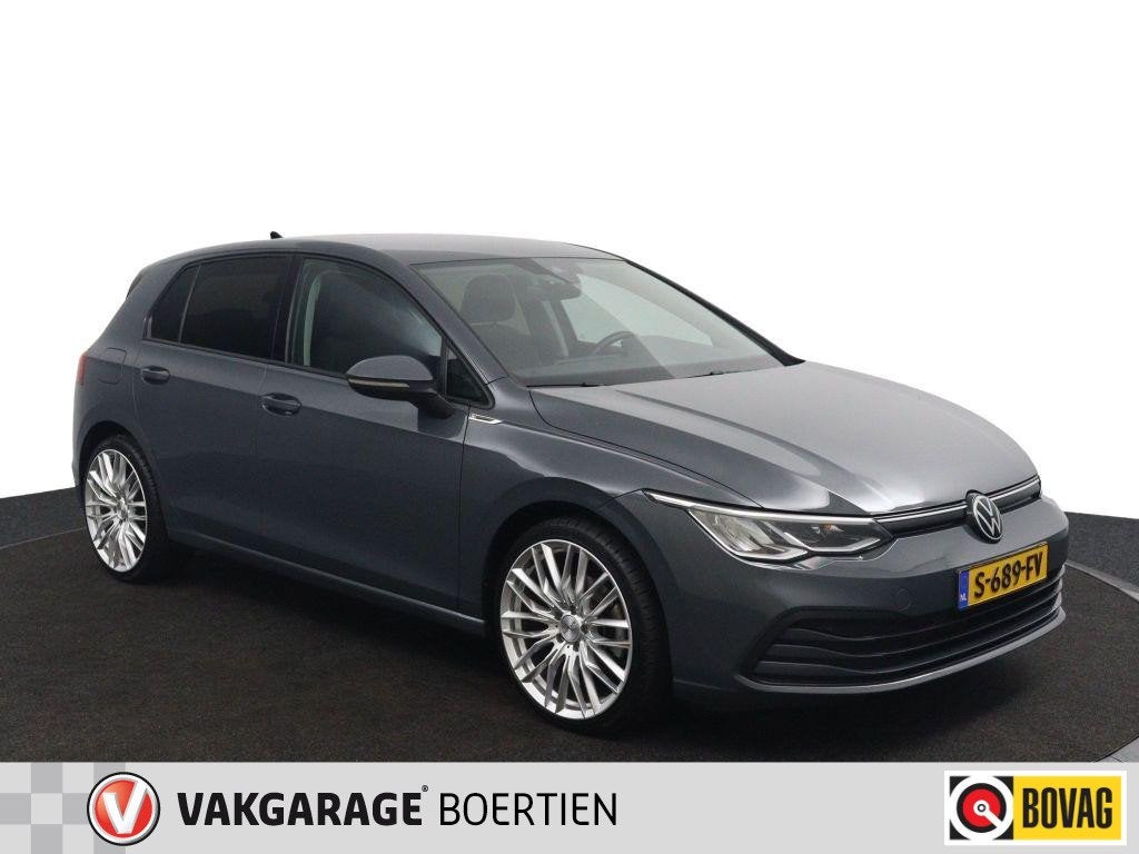 Volkswagen Golf 1.0 TSI Life Trekhaak, Auto's, Stof, Gebruikt, 620 kg, Origineel Nederlands