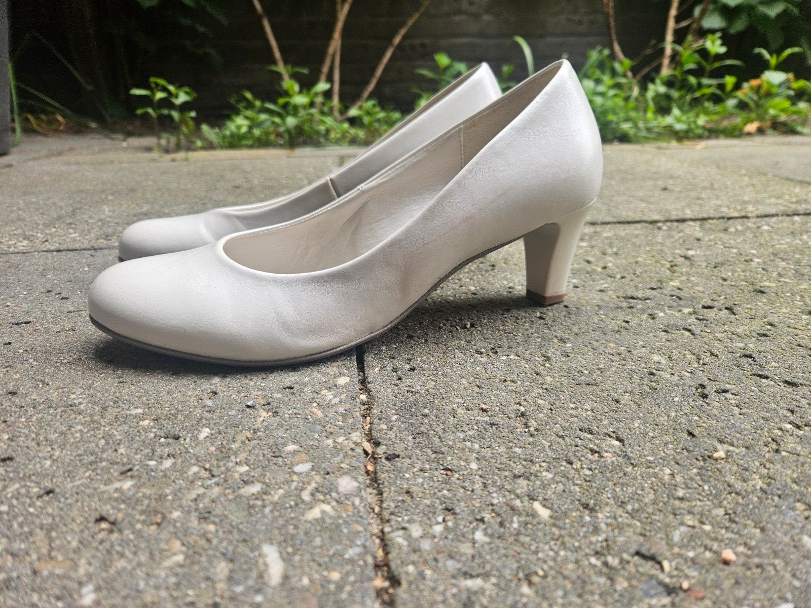 Gabor Damesschoenen/pumps maat 4 of 37., Kleding | Dames, Schoenen, Schoenen met lage hakken, Wit, Gabor, Ophalen of Verzenden