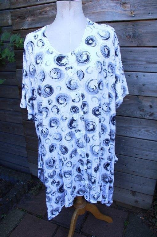 Tuniek wit/ zwart Naveed mt XXXL A-lijn Vaste prijs, Ophalen of Verzenden, Zo goed als nieuw, Naveed, Blouse of Tuniek