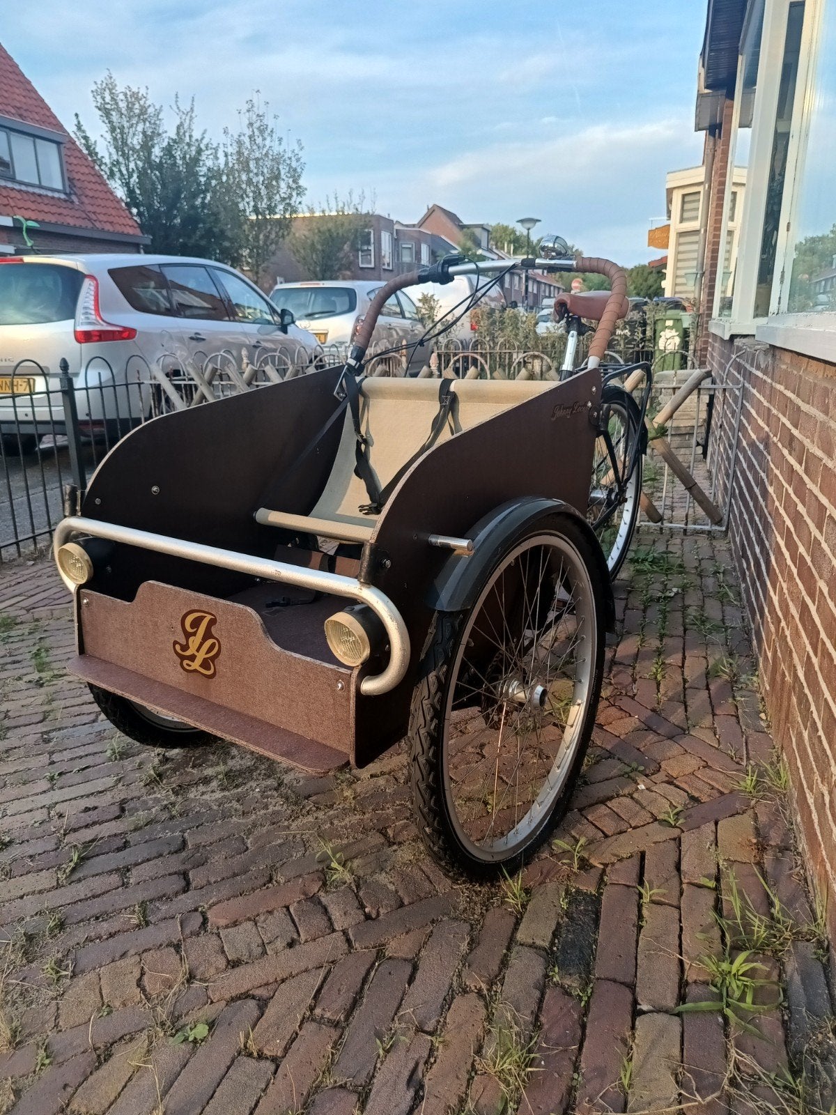 Johnny Loco bakfiets - Bruin met zitje, Gebruikt, Ophalen of Verzenden, 2 kinderen, Johnny Loco
