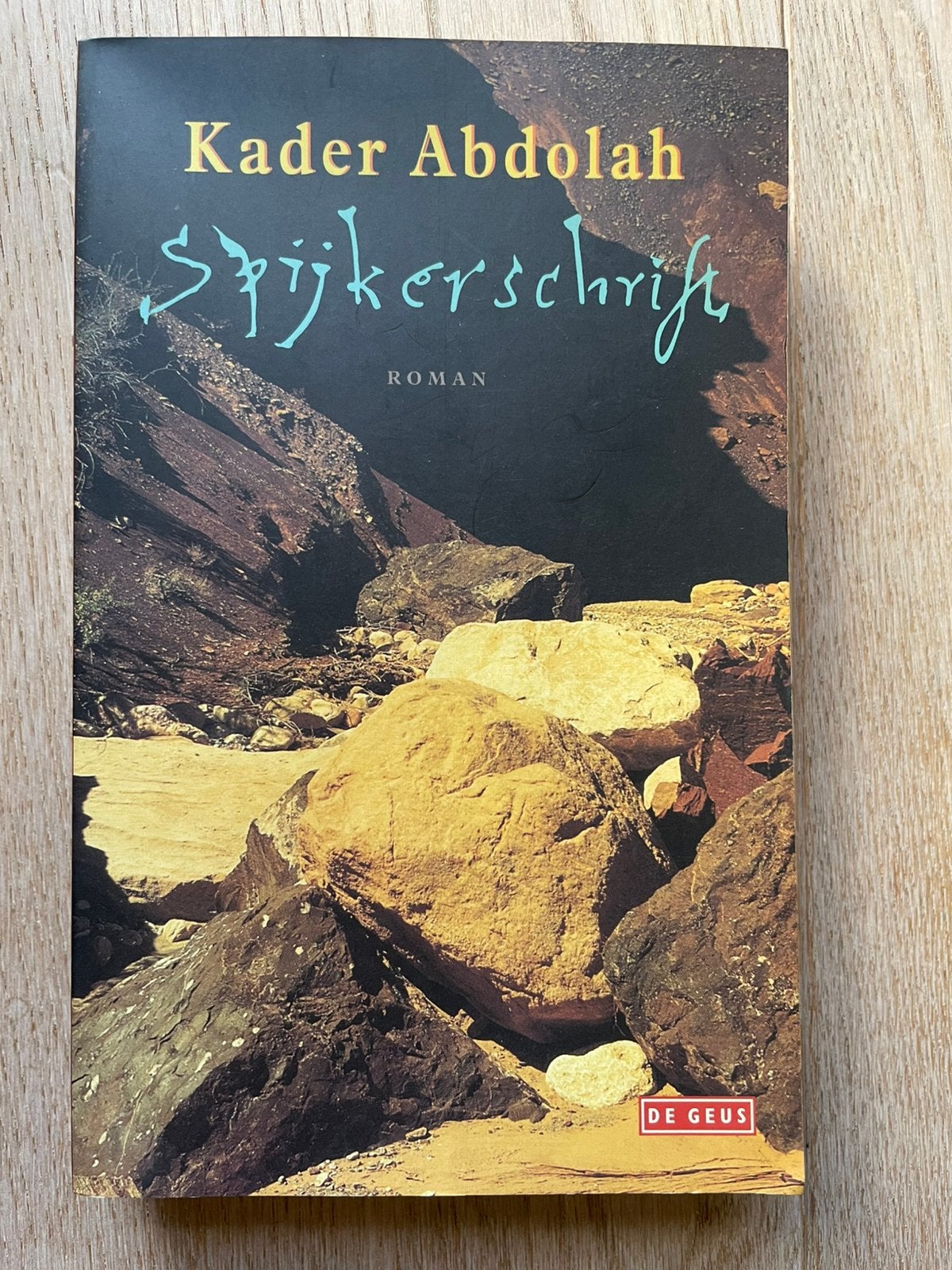 2 x Kader Abdolah - Spijkerschrift ISBN 9789044501377, Ophalen of Verzenden, Zo goed als nieuw
