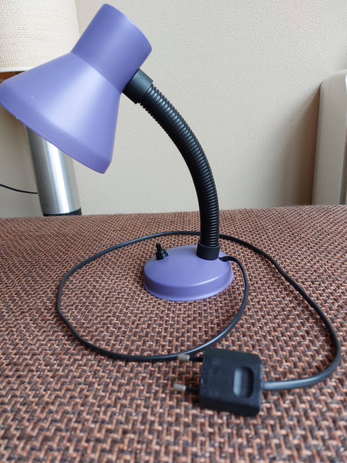 Paars bureaulampje met flexibele hals, Bureaulamp, Gebruikt, Paars, E14 (klein)
