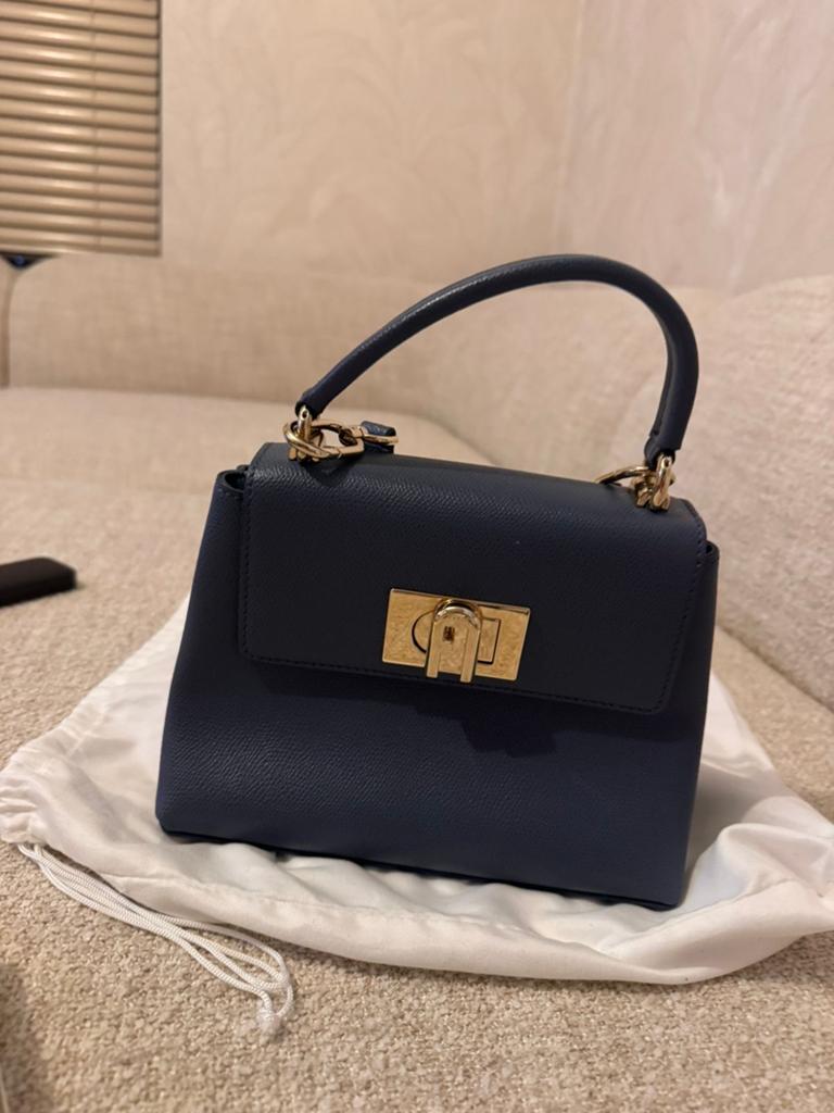 Furla Handtas - Zo goed als nieuw, Ophalen of Verzenden, Zo goed als nieuw, Blauw, Handtas