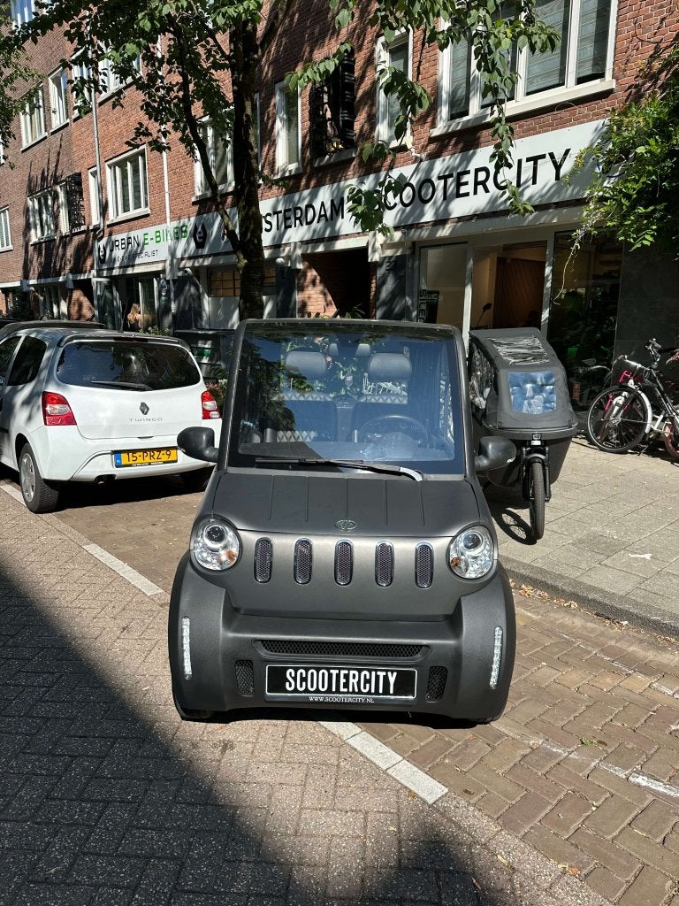 Move City Car 2021 – Nieuw Lithium Accupakket 80km range, Auto's, Overige Auto's, Automaat, 417 kg, Zwart, Leder en Stof