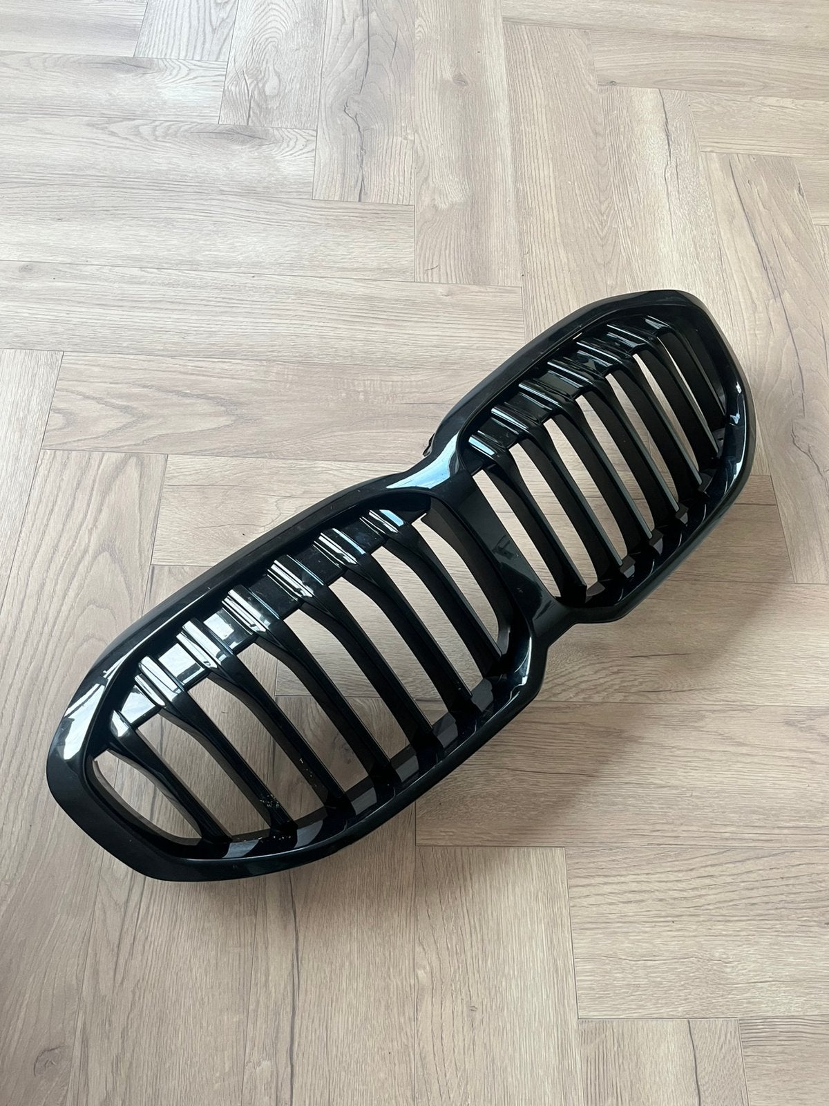 BMW 1 Serie F40 (2019+) grill hoogglans zwart, Auto-onderdelen, Gebruikt, Voor, Ophalen of Verzenden, Bumper