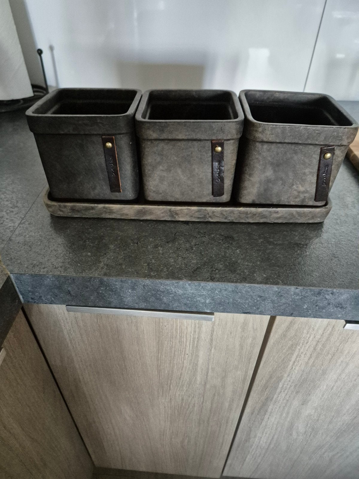 Brynxz majestic brown potten op plateau., Ophalen