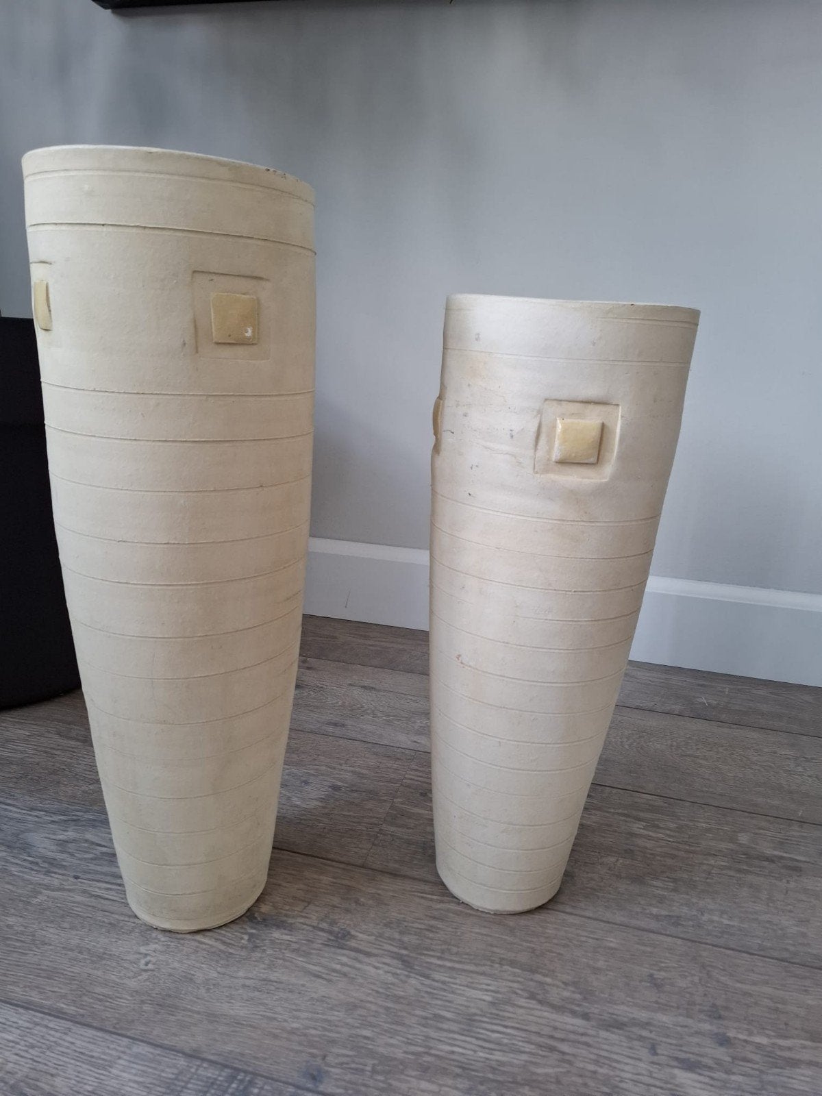 Mooie vaas bloempotten ecru/beide 50,5 cm en 45 cm, Tuin en Terras, Bloempotten, Ophalen, Rond, Aardewerk, Binnen